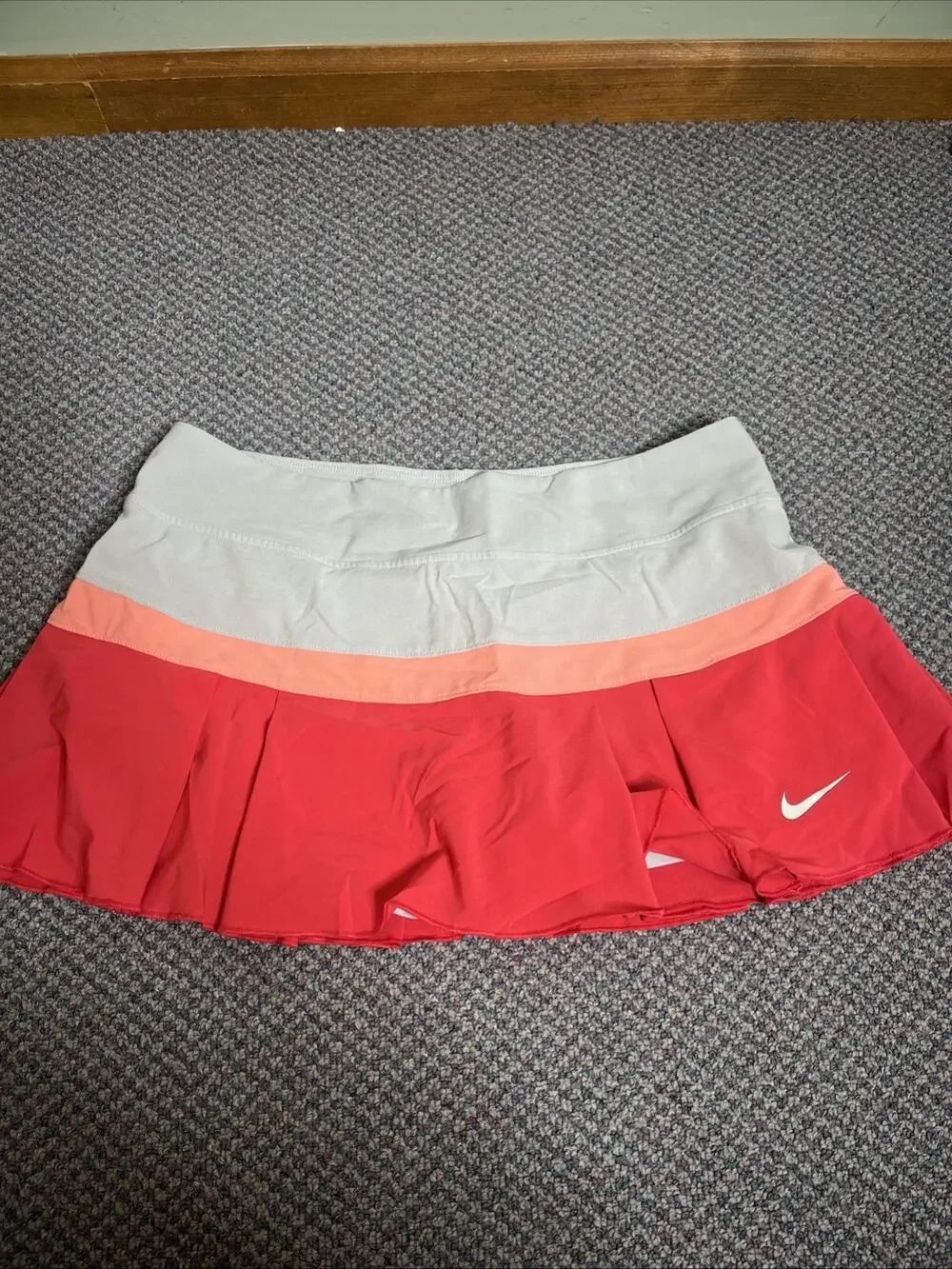 Nike Skort Womens Small Multicolor Colorblock Dri-FIT Built In Shorts Medium